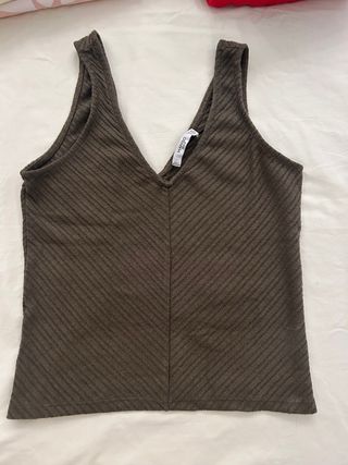 Top Mango Verde Caqui Talla XS