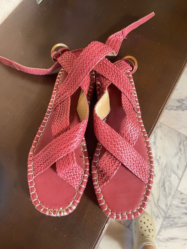Sandalias Rosas Trenzadas