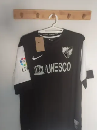 Camiseta Retro Málaga UNESCO. Isco 22. Talla XL