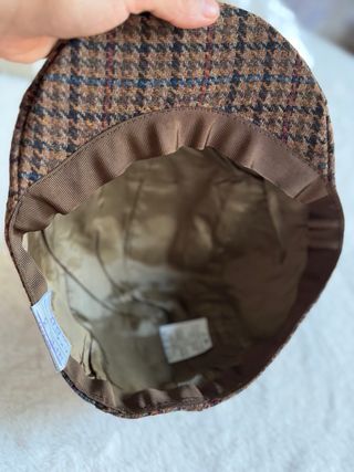 Gorra de lana a cuadros