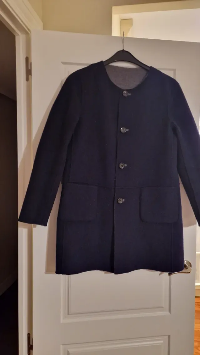 Abrigo reversible mujer gris y azul