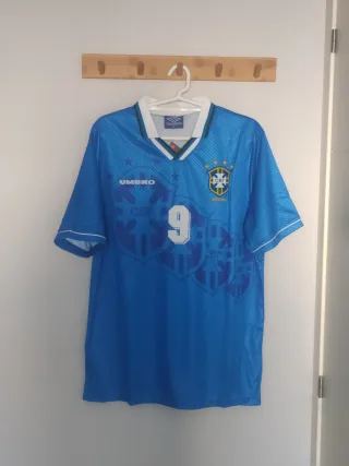 Camiseta Fútbol Brasil retro. Ronaldo 9. Talla XL