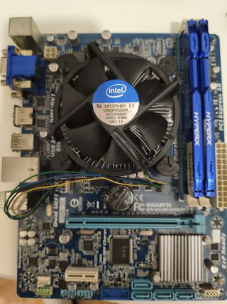 Placa Base + RAM + Micro Intel