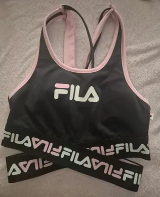 Top deportivo Fila negro