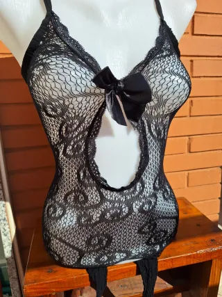 Body lencería negro encaje lazo