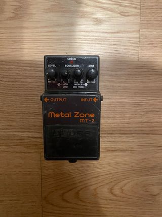 Boss MT-2 Metal Zone Pedale Effetto