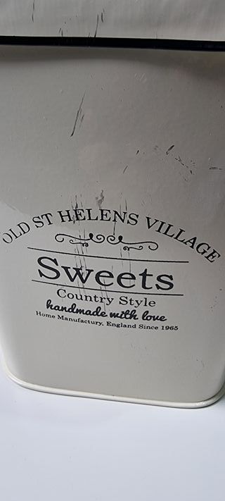 Bote metálico vintage Sweets Old St Helens