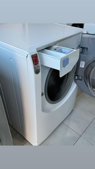 LAVADORA SECADORA MARCA HOTPOINT ARISTON 