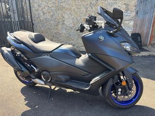 Yamaha TMAX 560 octubre del 2023