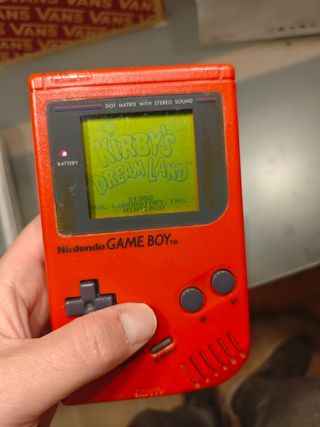 Nintendo Game Boy Rojo + Kirby's Dream Land