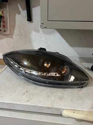 Faros Seat León MK2 