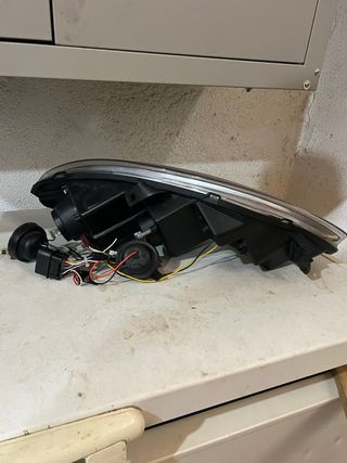 Faros Seat León MK2 