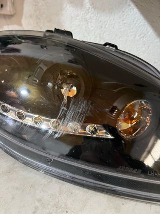 Faros Seat León MK2 