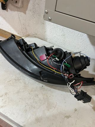 Faros Seat León MK2 