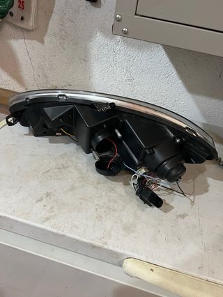 Faros Seat León MK2 