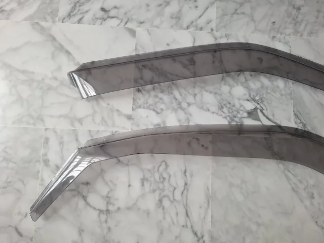 Derivabrisas Peugeot 605