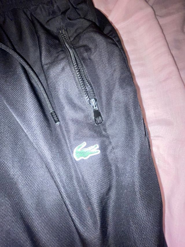 Pantaloni Lacoste neri e blu