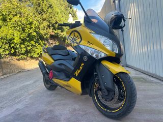 Yamaha TMAX