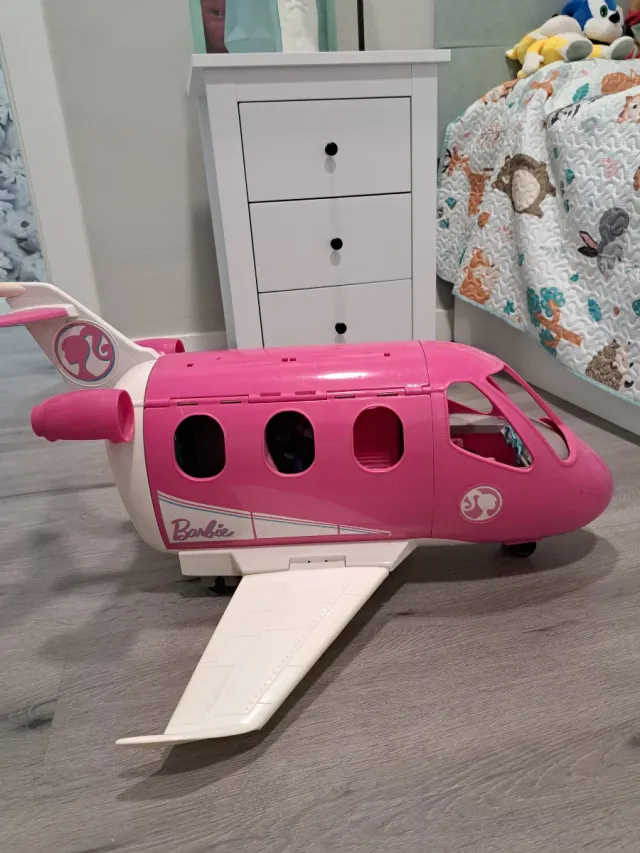 Avión Barbie con 2 Barbies