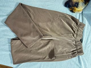 Pantalón marrón