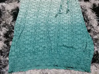 Camiseta BSK verde degradado talla S