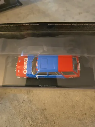 Maqueta Peugeot 504 break Team Esso 1981
