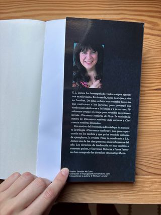 CINCUENTA SOMBRAS DE GREY (Spanish Edition)