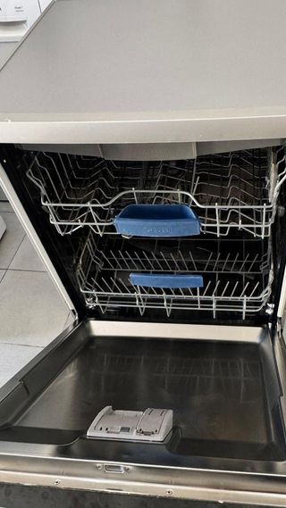 LAVAVAJILLAS MARCA BOSCH SILENCEPLUS EN INOX 