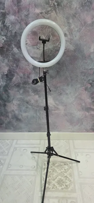 Aro de luz LED con soporte para móvil ,mando