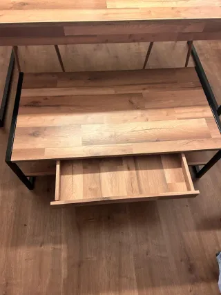 Conjunto des mesas y aparador