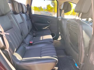 Renault Grand Scenic 2012