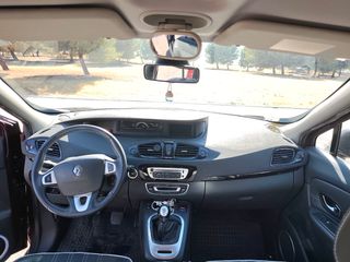 Renault Grand Scenic 2012