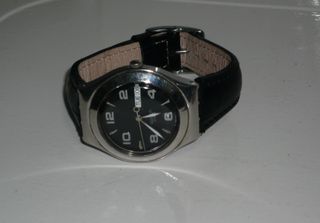 Reloj Swatch Irony Mujer Negro/Plata