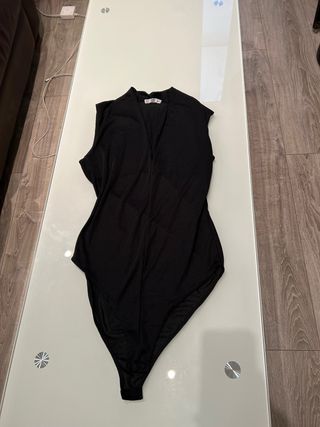 Body negro Zara sin mangas