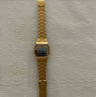 Reloj Casio Dorado Digital