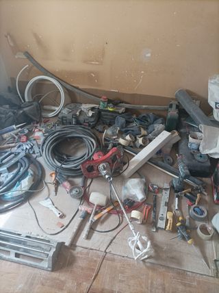 Lote de herramientas de construcción