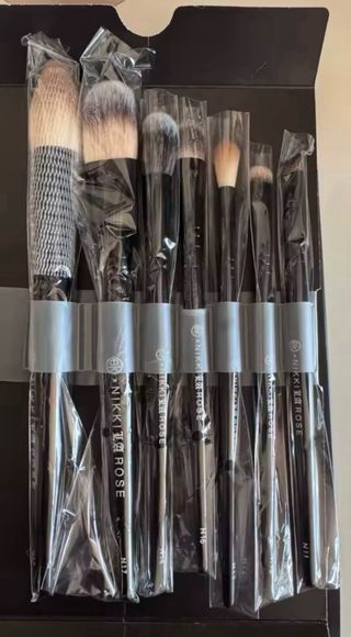 BK Beauty Nikki La Rose Pro Artist Set 7 brochas