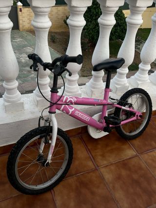 Bicicleta infantil rosa DENBIKE