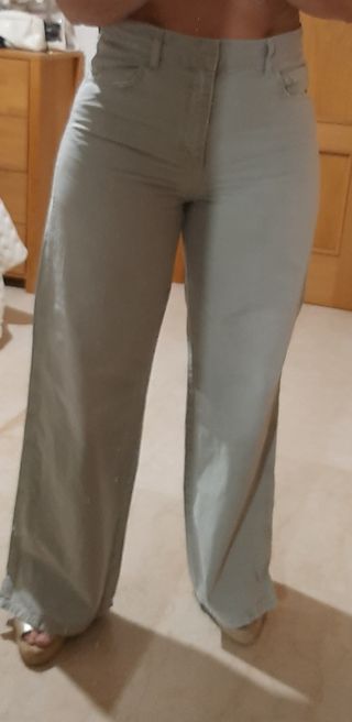 Pantalón Zara verde claro ancho