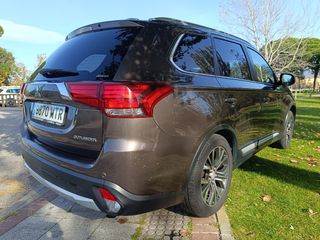 Mitsubishi Outlander 2016