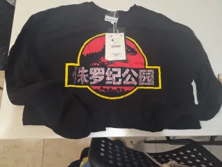 Camiseta Bershka Negra Manga Larga Jurassic Park X