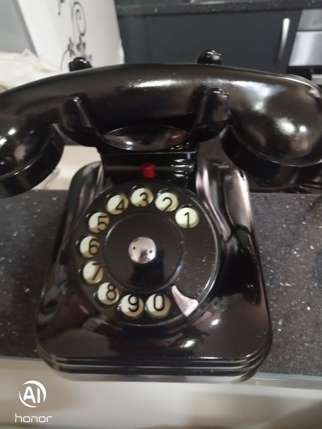 Telefoni antichi vari modelli IN OFFERTA