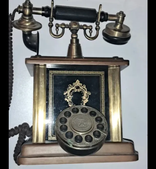 Telefoni antichi vari modelli IN OFFERTA