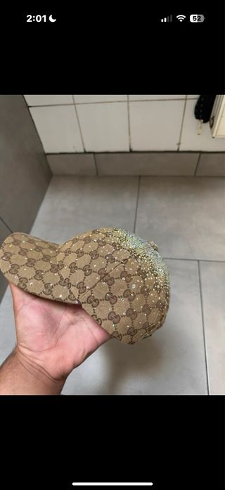 Gorra Gucci x Swarovski Beige/Oro