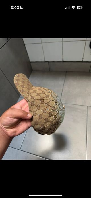 Gorra Gucci x Swarovski Beige/Oro
