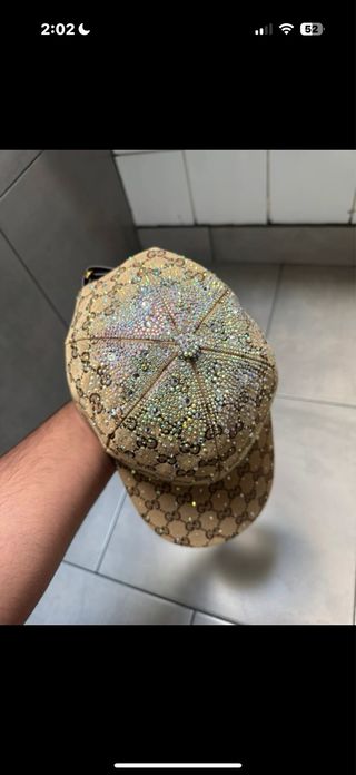 Gorra Gucci x Swarovski Beige/Oro