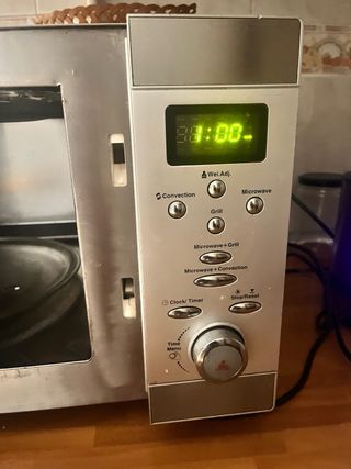 Microondas plateado