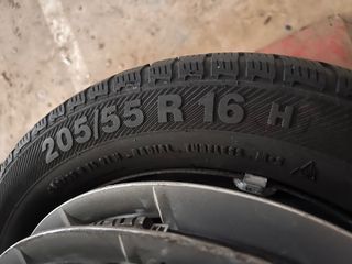 4 Llantas BMW 205/55 R16 H con Tapacubos