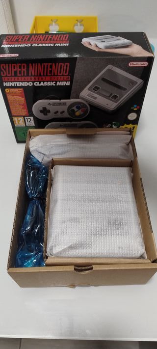 Super Nintendo Classic Mini SNES