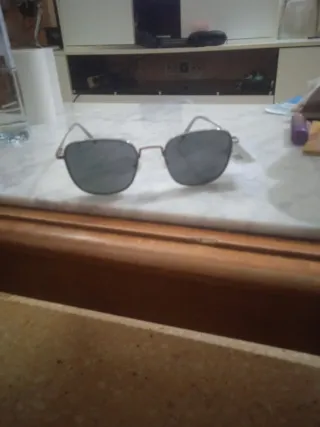 Gafas de sol MO plateadas y grises 